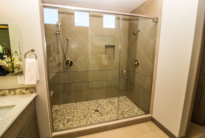 Shower with Minimal Framing